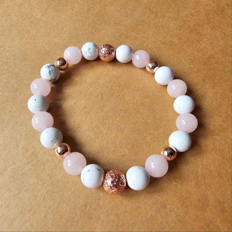 Rosa Kristall & Weißes Kiefer Gold Kugelarmband