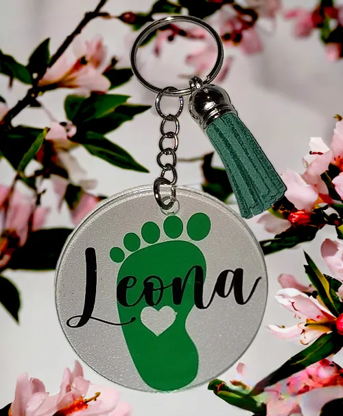 Schlüsselanhänger mit Name & Babyfuß