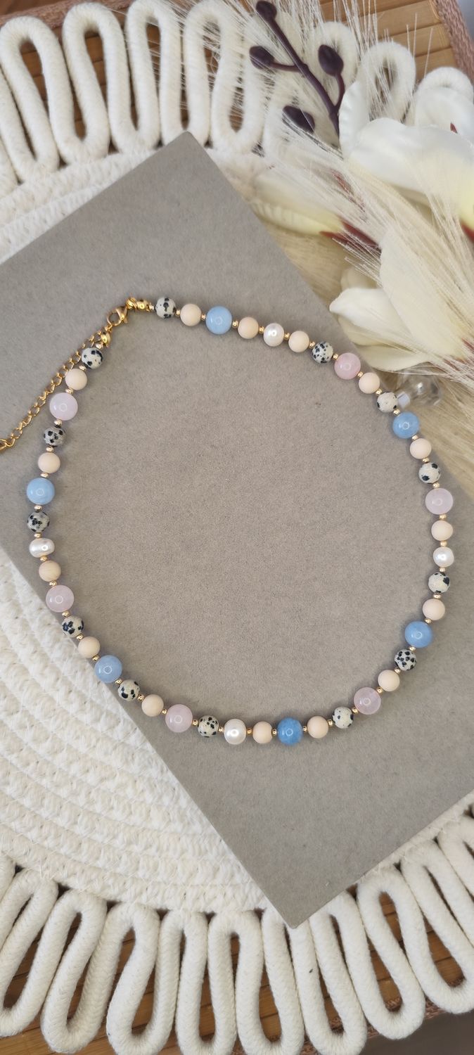 Akwamaryn, kwarc Różowy, perła, jaspis dalmatyński i kamień rzeczny