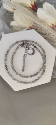 Labradoryt i kryształki