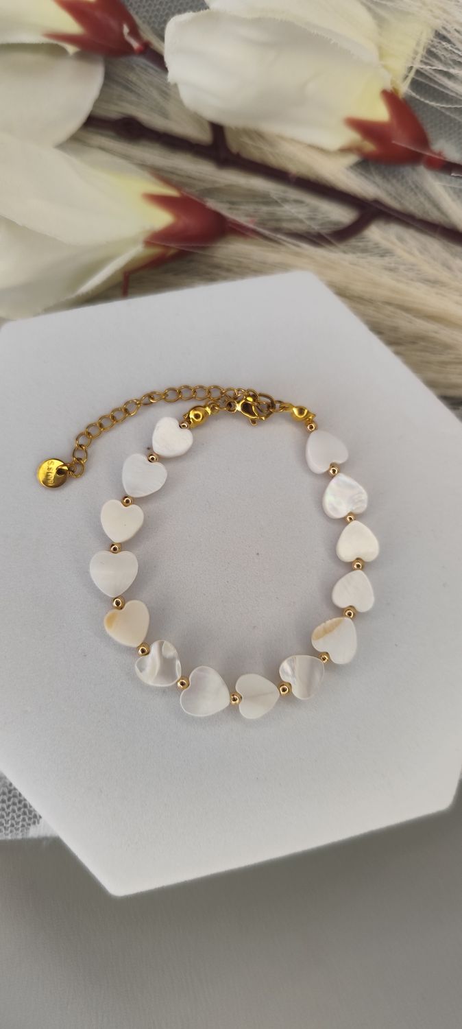 Bransoletka z serc z masy perłowej