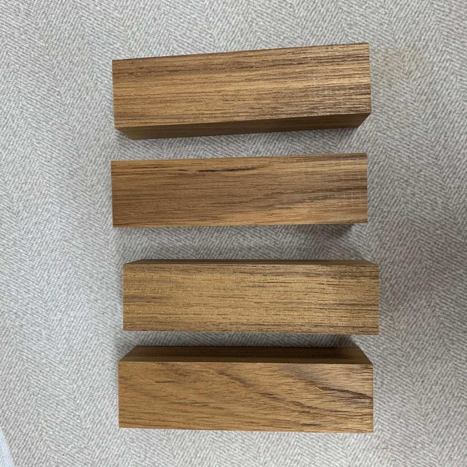 Teak Holz mit Verfärnung