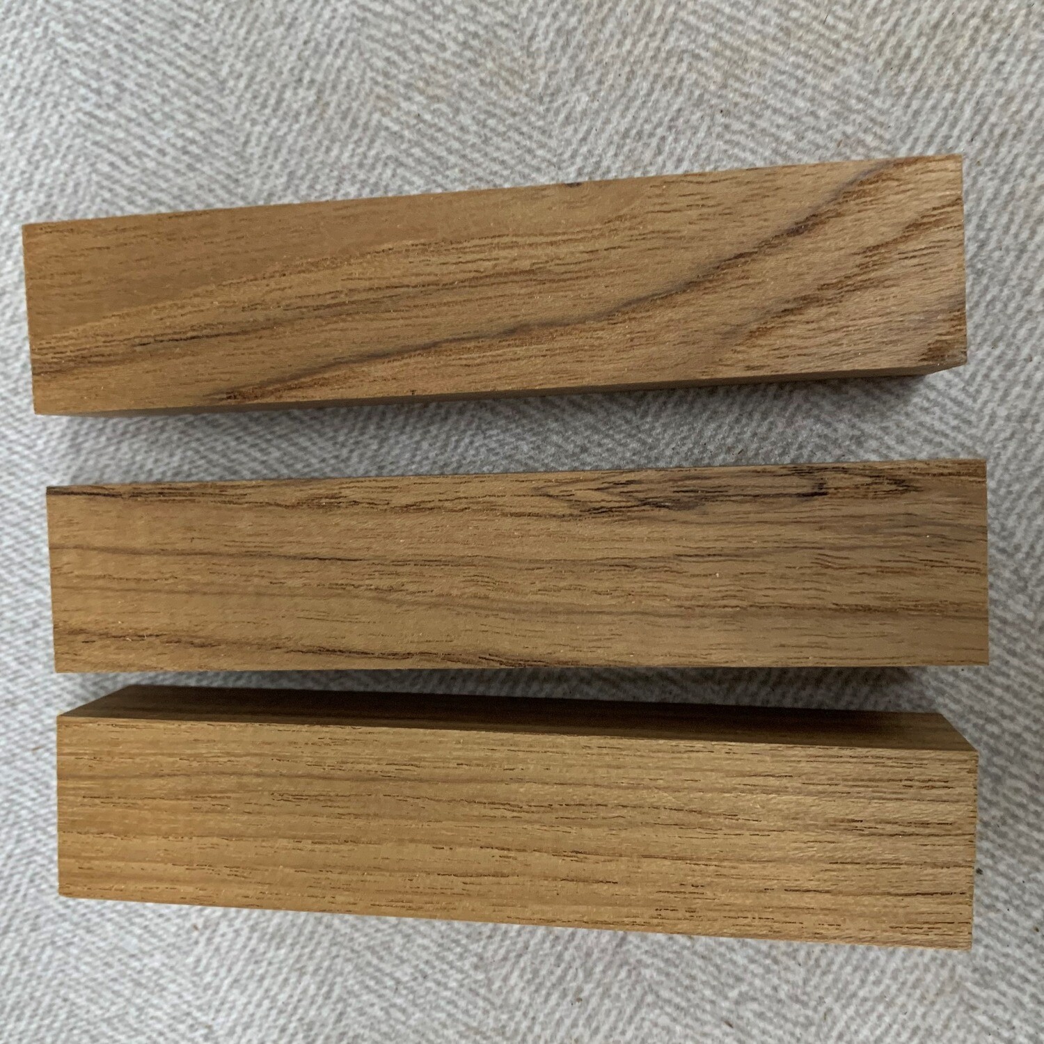 Teak Holz mit Verfärbungen