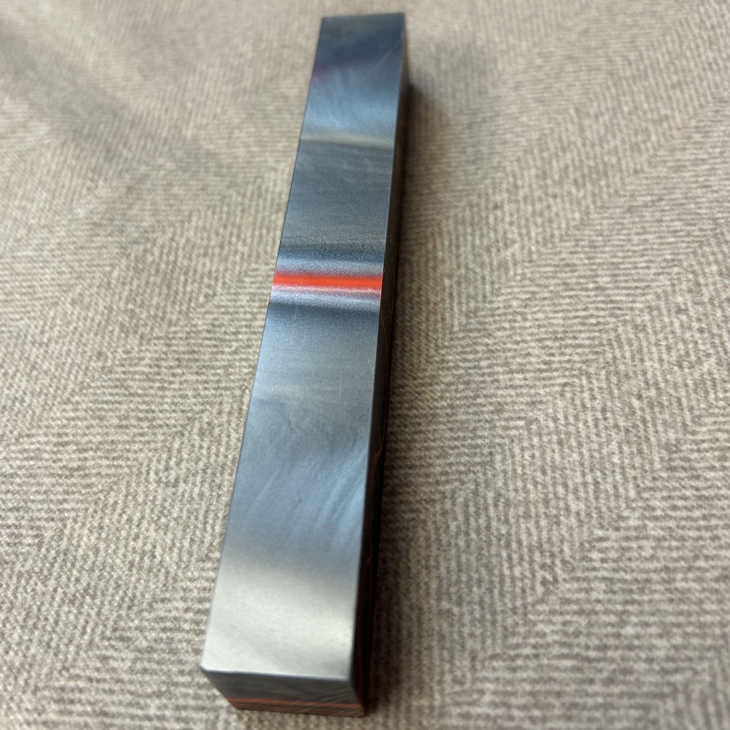 Acrylic Schwarz Orange