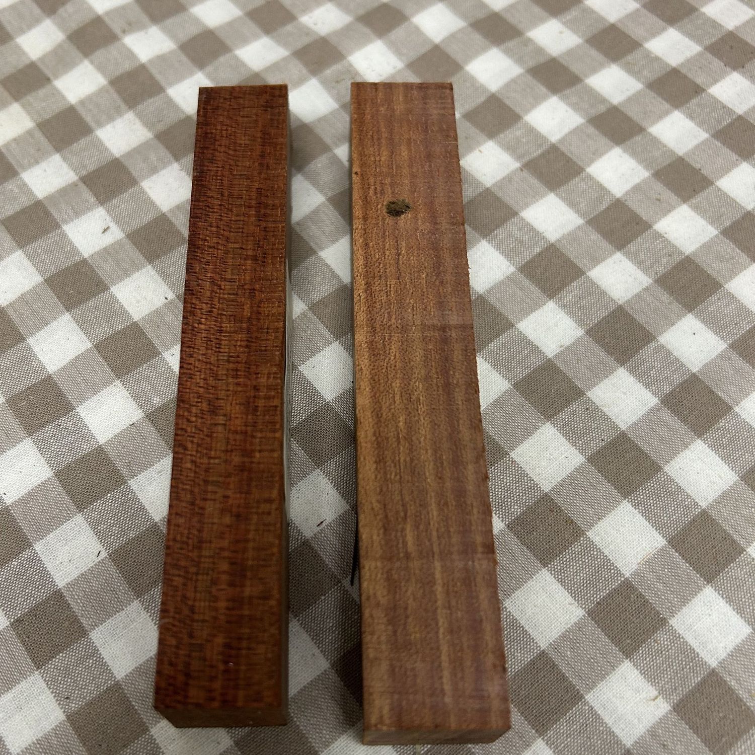Blut Holz rotes Satinholz Blut Holz rotes Satinholz