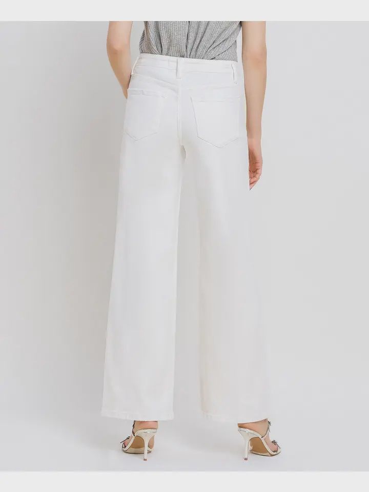 Melly  HR White Denim