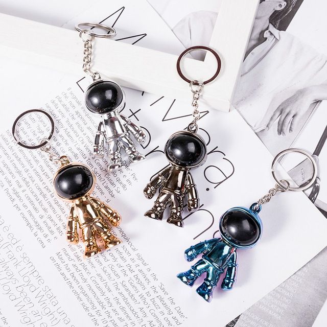 Wholesale 3D Three-dimensional Astronaut Robot Spaceman Keychain Colorful ABS Keyring Bag Car Keychain Pendant