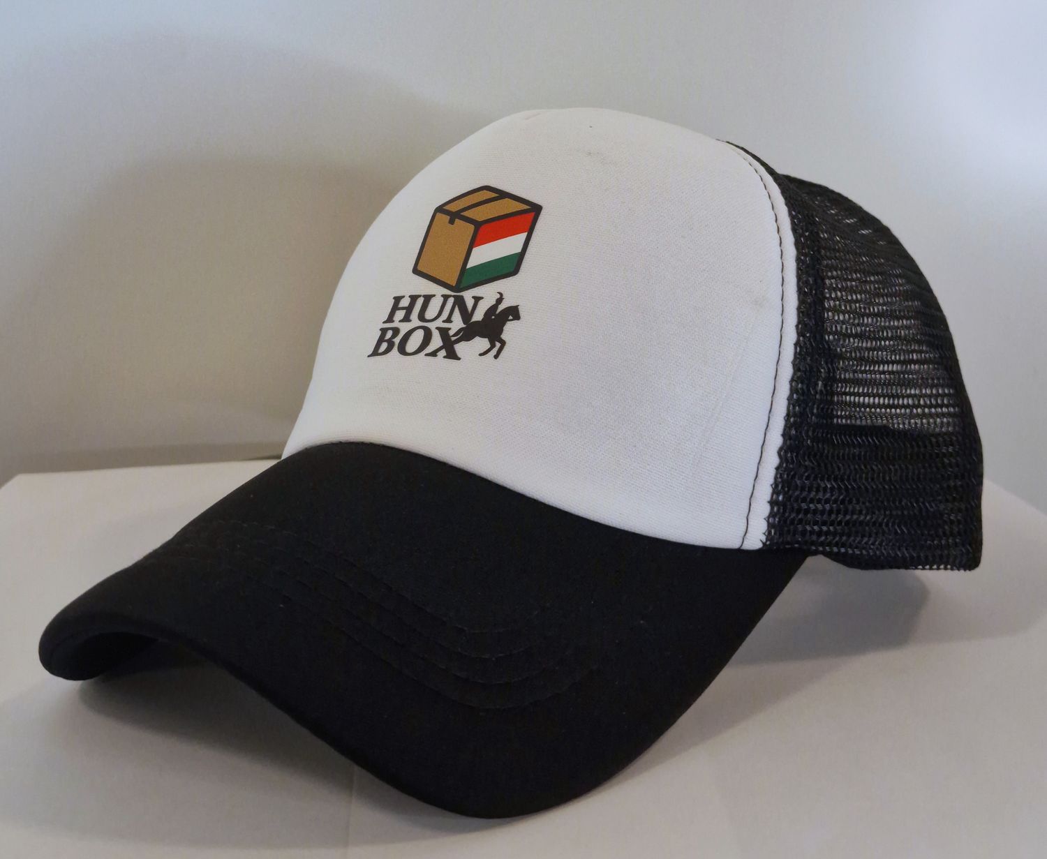 HunBox baseball cap with breathable mesh back