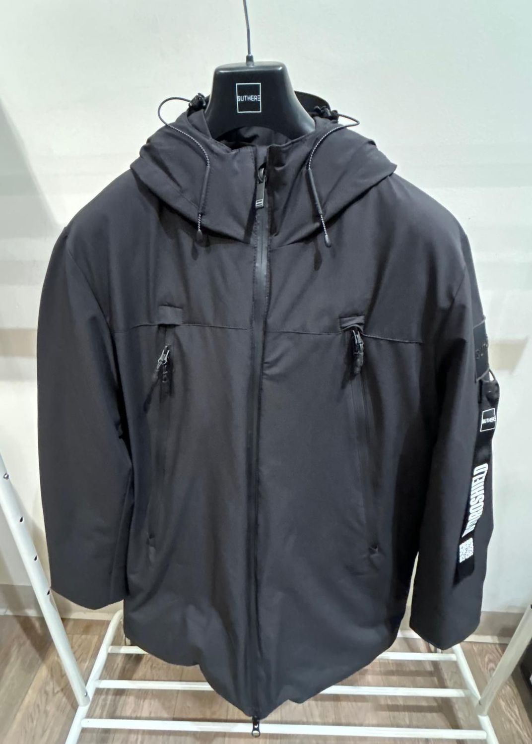 GIUBOTTO OUTHERE NERO, TAGLIA: M