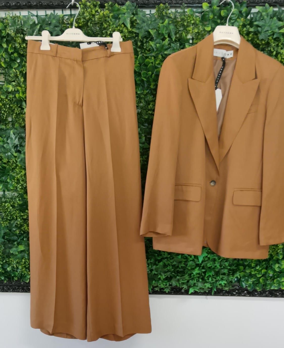 GIACCA OVER PANTALONE PALAZZO HAVEONE