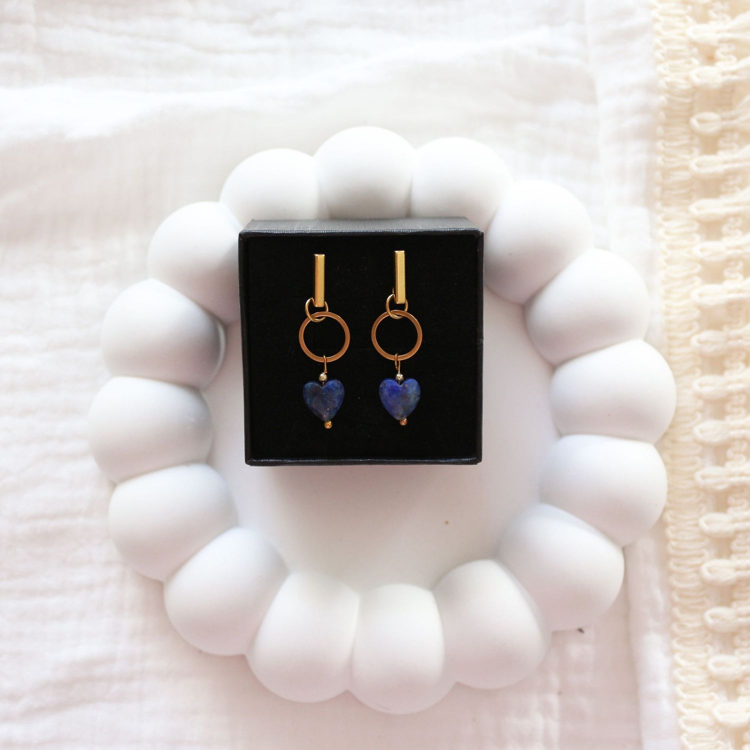 Kolczyki serca z kamieni lapis lazuli