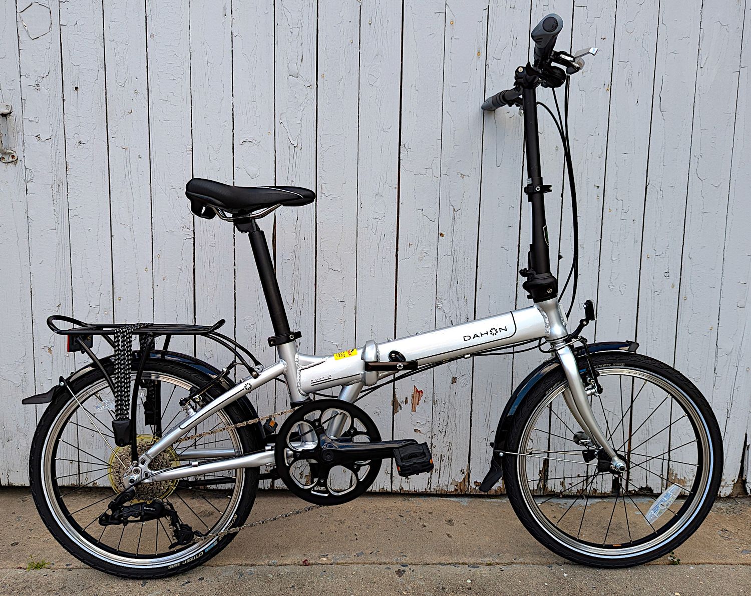 1425 - Dahon Mariner D8 (Used)