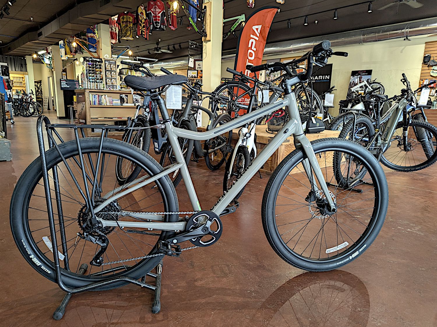 1607 - Cannondale Treadwell 2 L (Used)