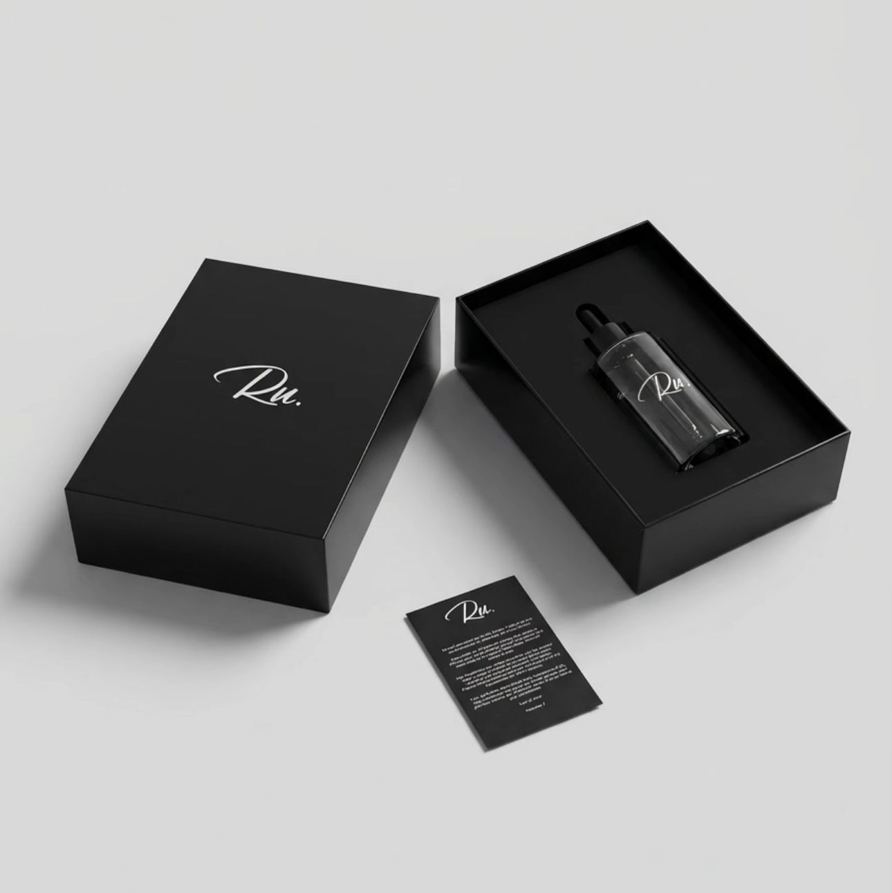 Signature Hair Oil in a Luxurious Gift Box