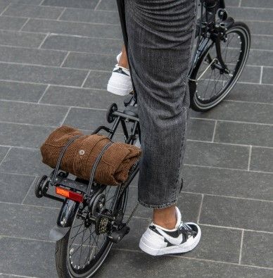 Rear rack elastic cords for Brompton