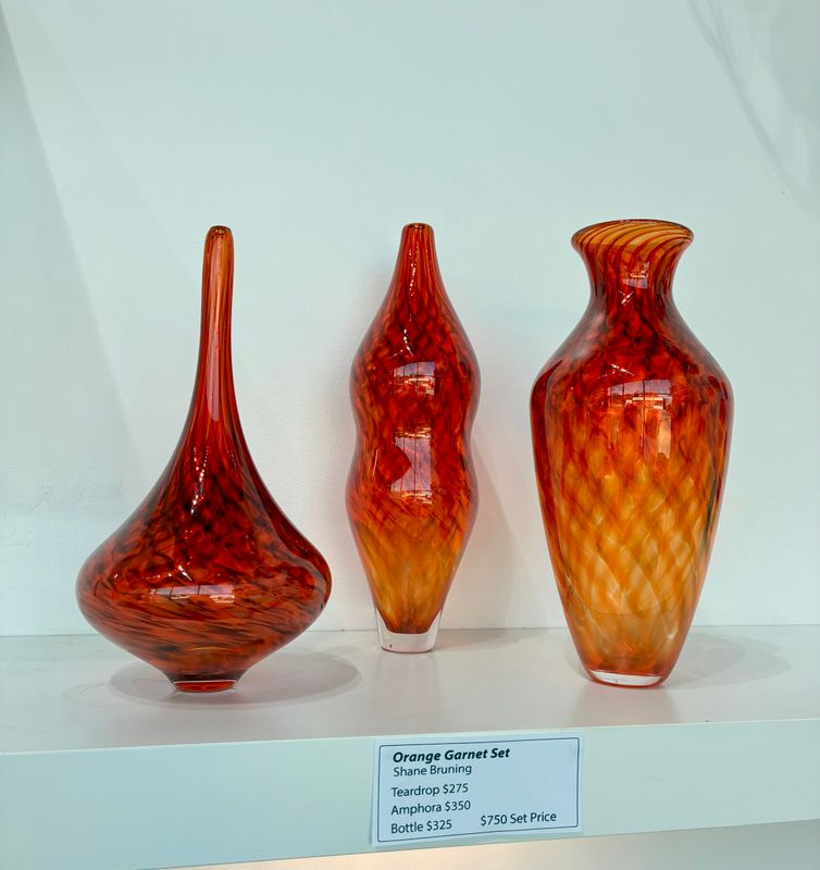 Orange Garnet Vase Set