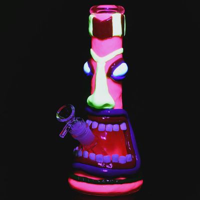 Screamin' Tiki 3D Painted Beaker Water Pipe - UV Reactive - 9.75"