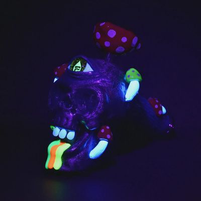 Pulsar Rainbow Puking Skull Bubbler Pipe