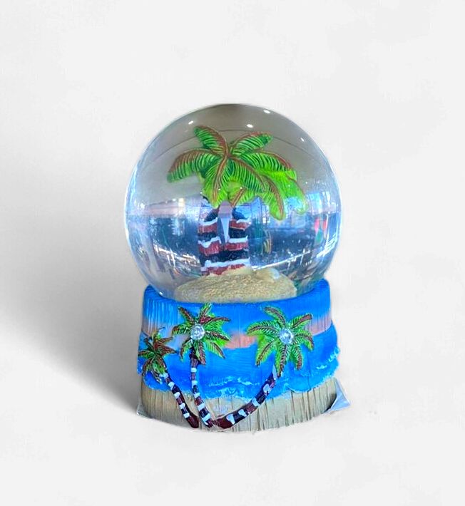 Jamaica Island Snow Globe &amp; Liquid Souvenir