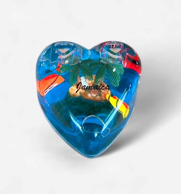 Jamaica Island Snow Globe &amp; Liquid Souvenir, Design: Jamaica Heart Globe