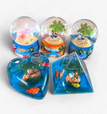 Jamaica Island Snow Globe &amp; Liquid Souvenir
