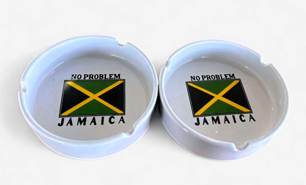 Jamaica “No Problem” Ceramic Ashtray – Classic Flag Design