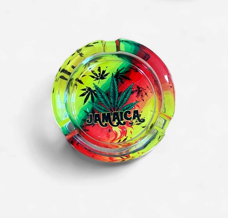 Jamaica Glass Ashtray – Premium Rasta Edition (Assorted Designs)