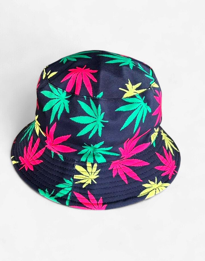 Rasta Leaf Print Bucket Hat