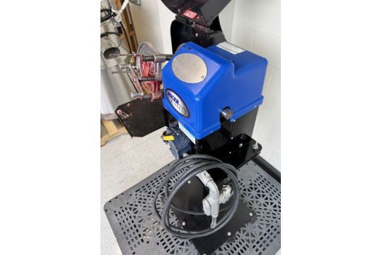 Pacer Industrial Single-Arm Paint Shaker
