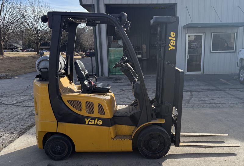 2012 Yale 5,000 LB. Capacity LPG Forklift