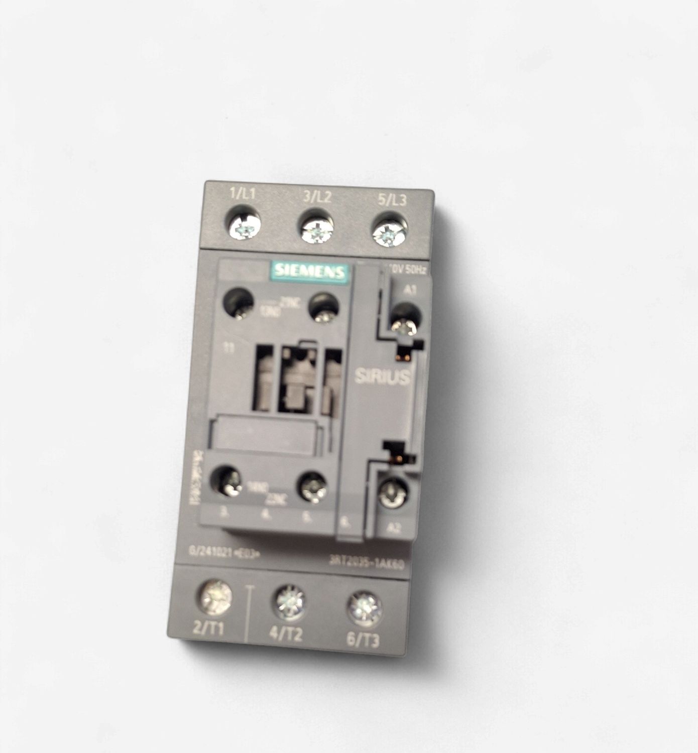 Siemens Contactor 3RT2035-1AK60