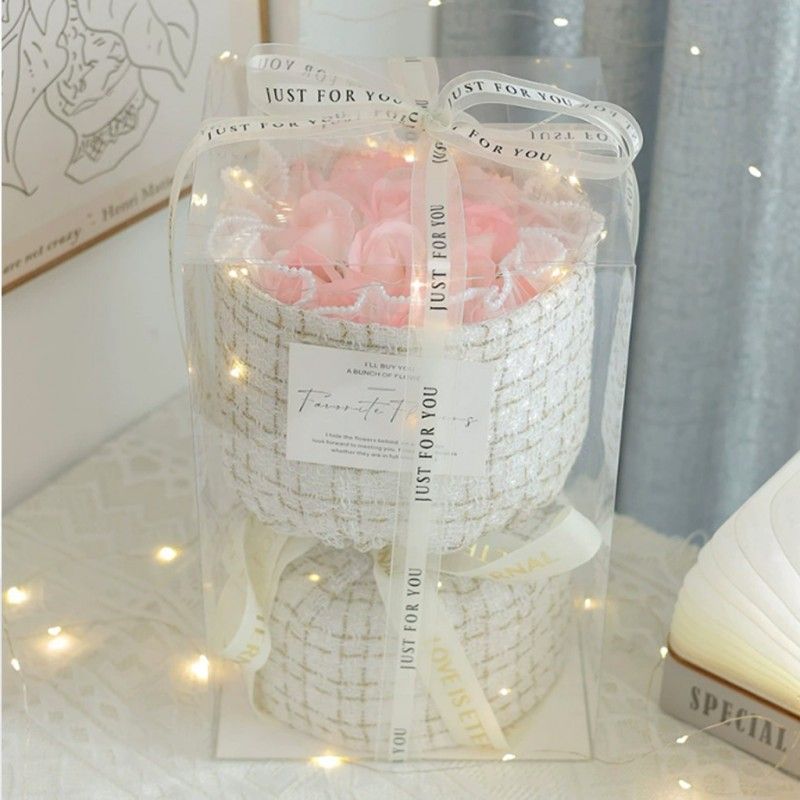 Bukiet zapachowych kwiatów mydlanych w pudełku na prezent, świecące LED