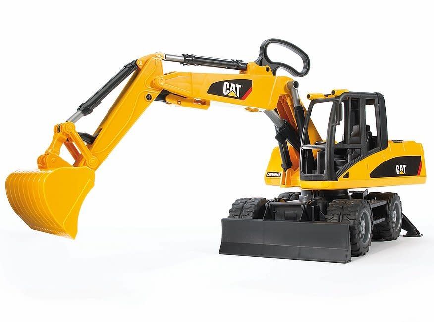 Bruder 02446 Caterpillar excavatrice sur roues