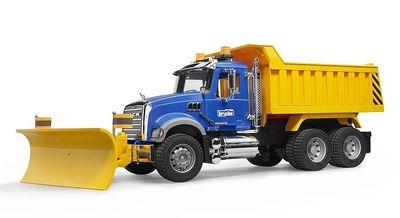 Bruder 02825 - Camion MACK Granite avec benne basculante et chasse-neige