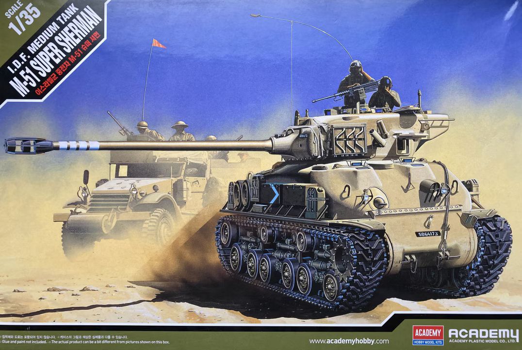 Academy - Model Kit- M-51 Super Sherman