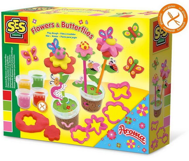 SES fleurs parfumées et papillons pâte à modeler