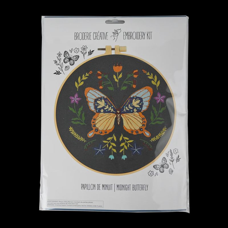 Broderie créative - Papillon de minuit