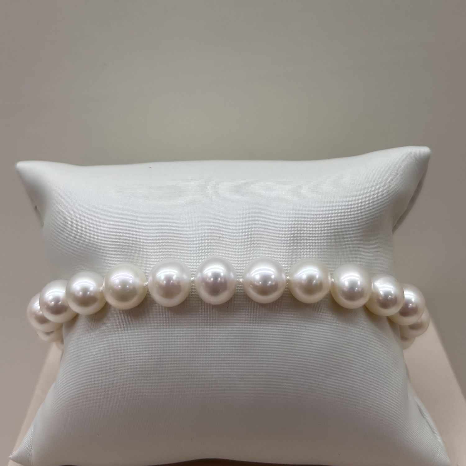 Freshwater Pearl Bracelet 8-8.5mm