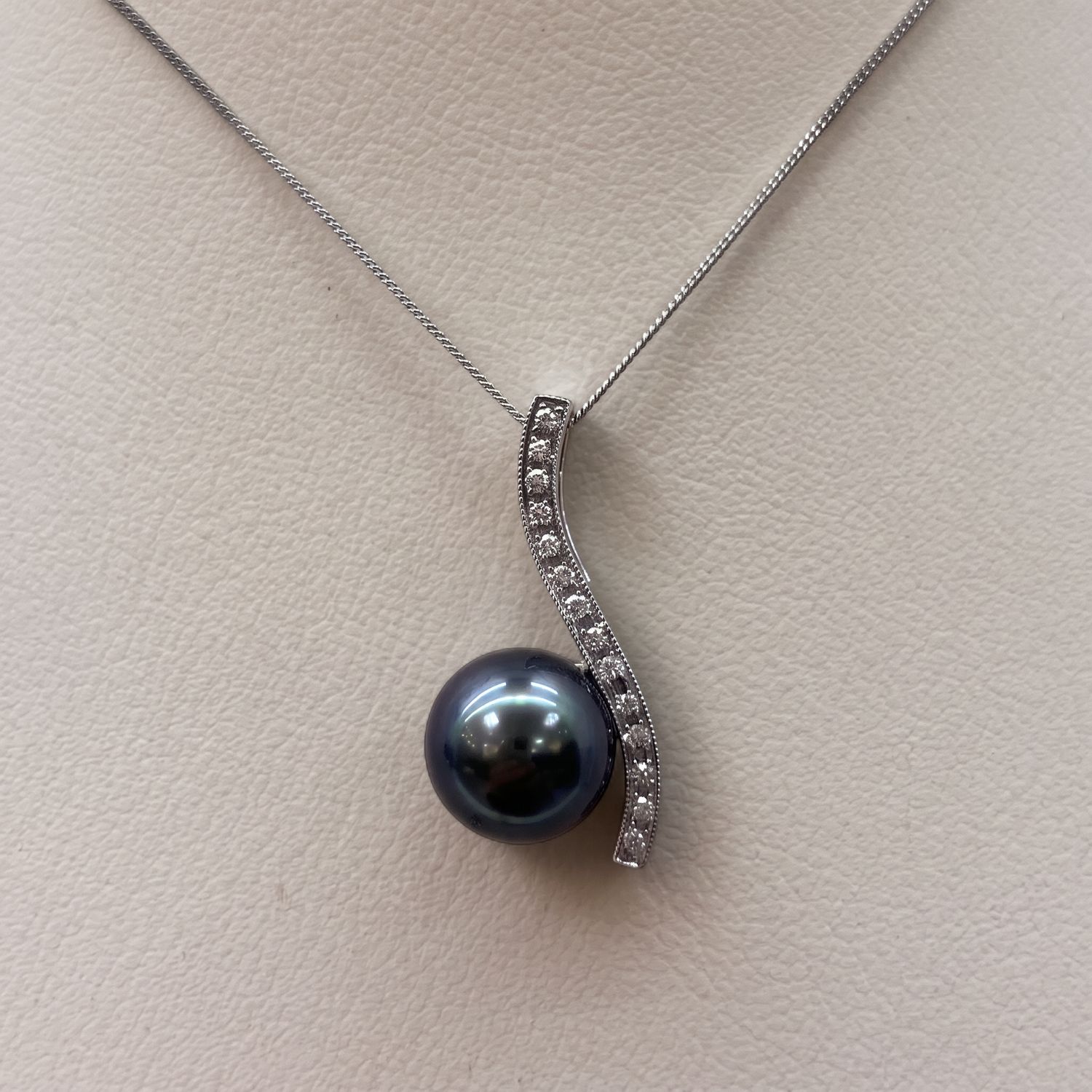 Diamond and Tahitian Pearl Necklace w/ Chain