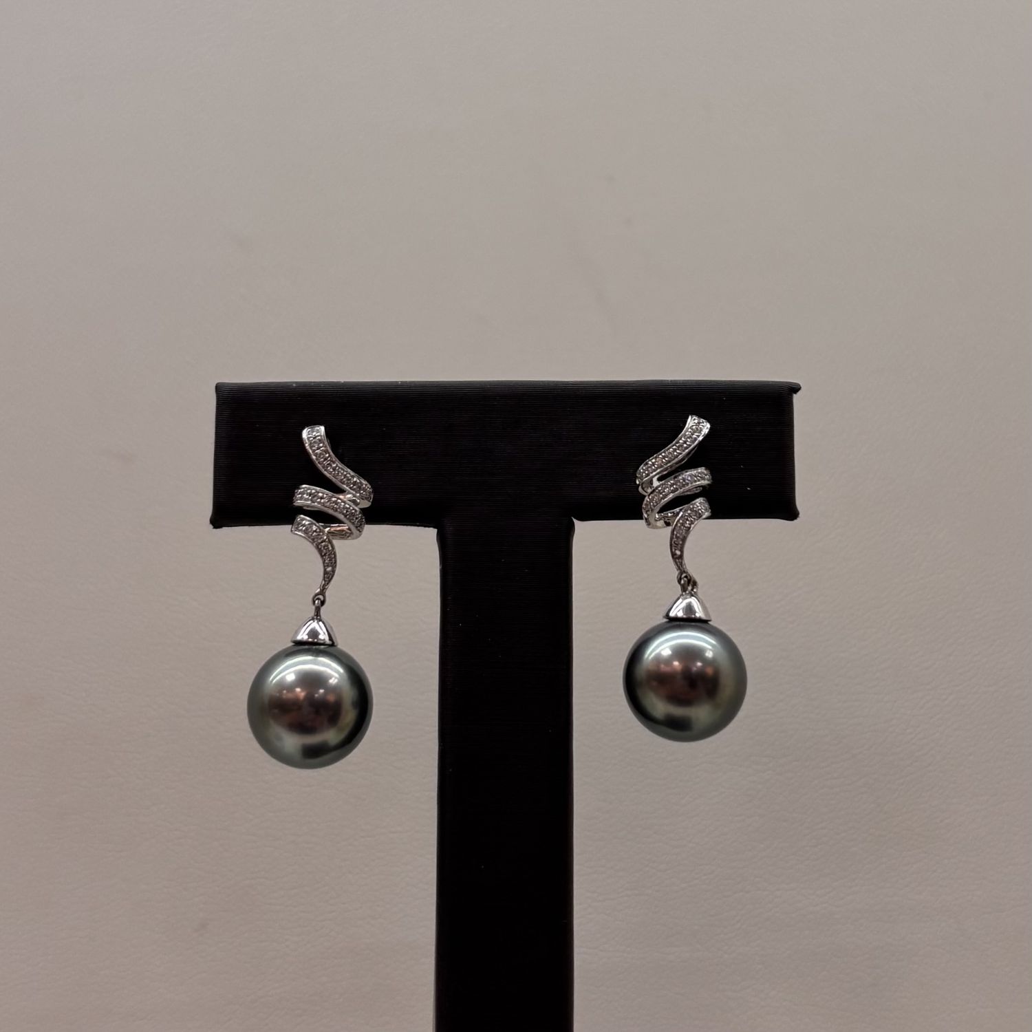10KW Tahitian Pearl &amp; Diamond Earrings