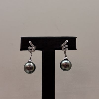 10KW Tahitian Pearl &amp; Diamond Earrings