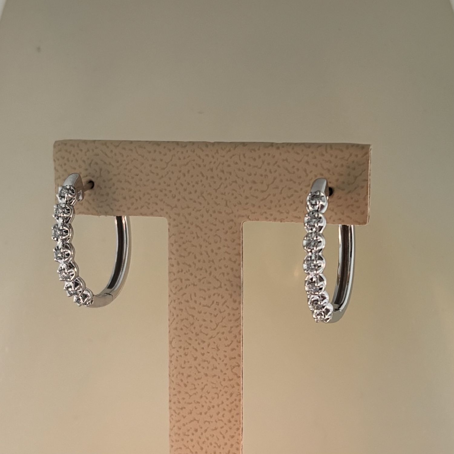 10Kw Medium Diamond (0.5ct) Hoop Earrings