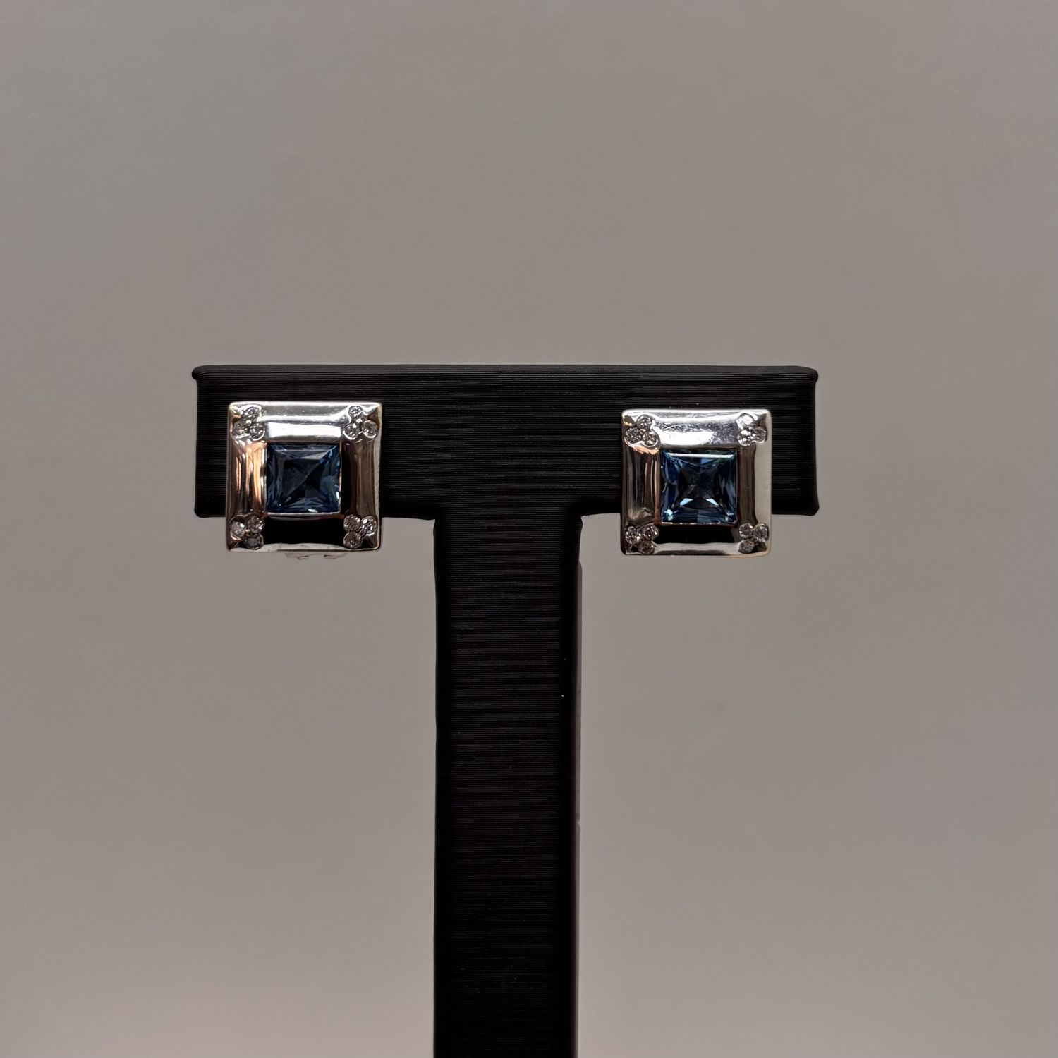 14KW Blue Topaz Square Earrings