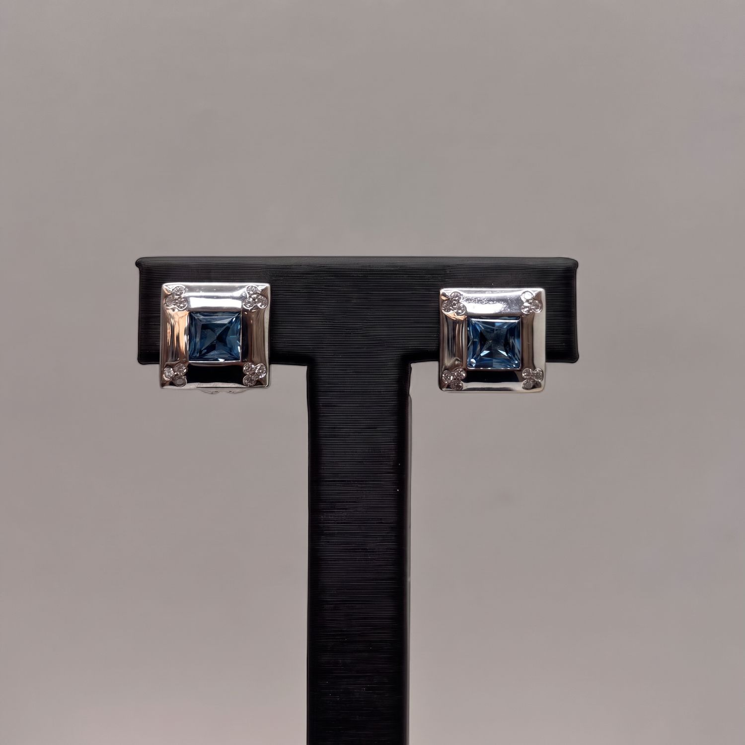 14KW Blue Topaz Square Earrings