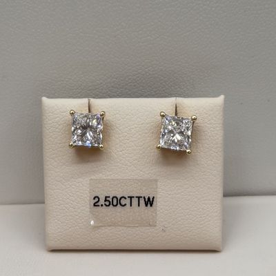 14KY 2.5ct Princess-Cut Diamond Earrings