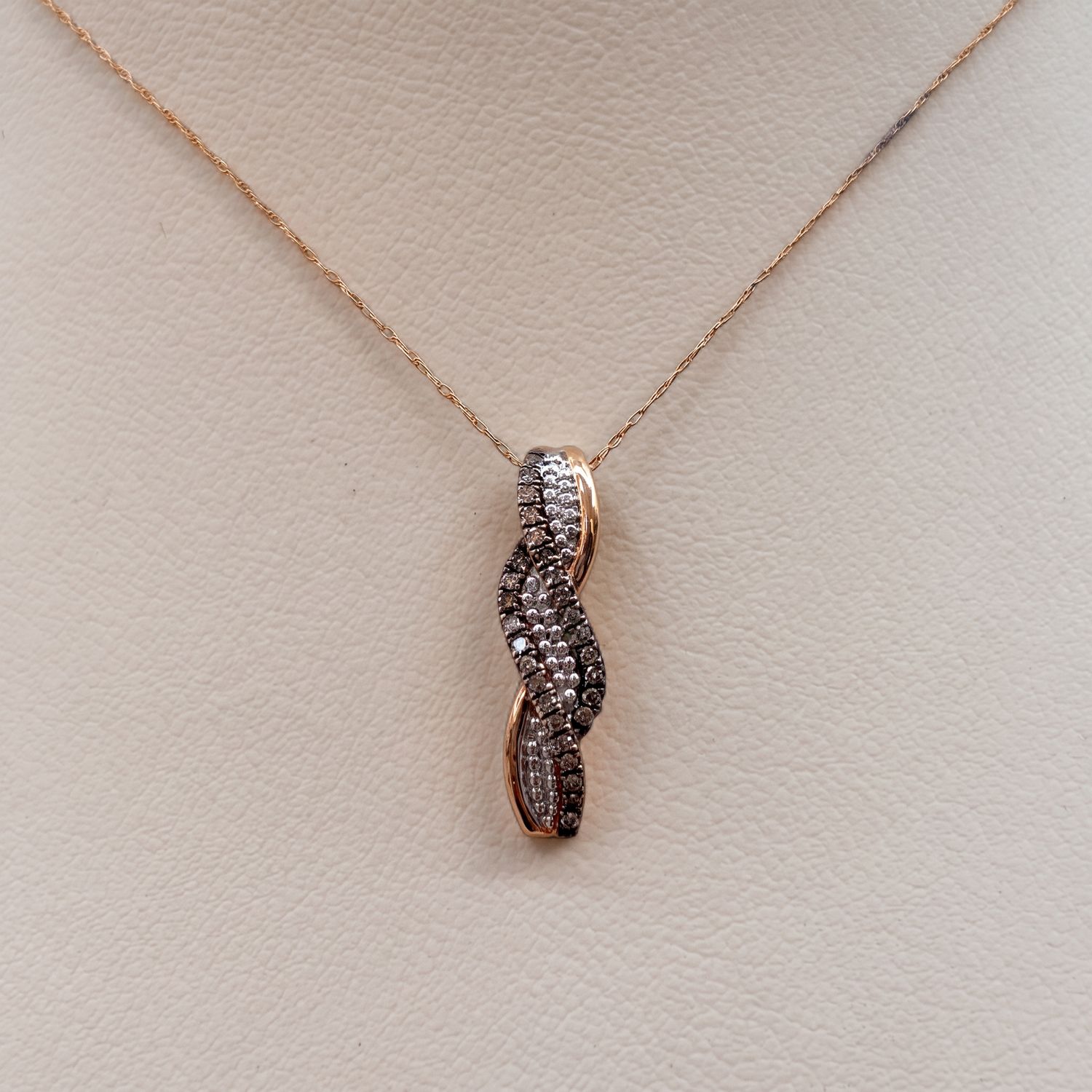 Chocolate Diamond Swirl Pendant(s), Material: CLOSED