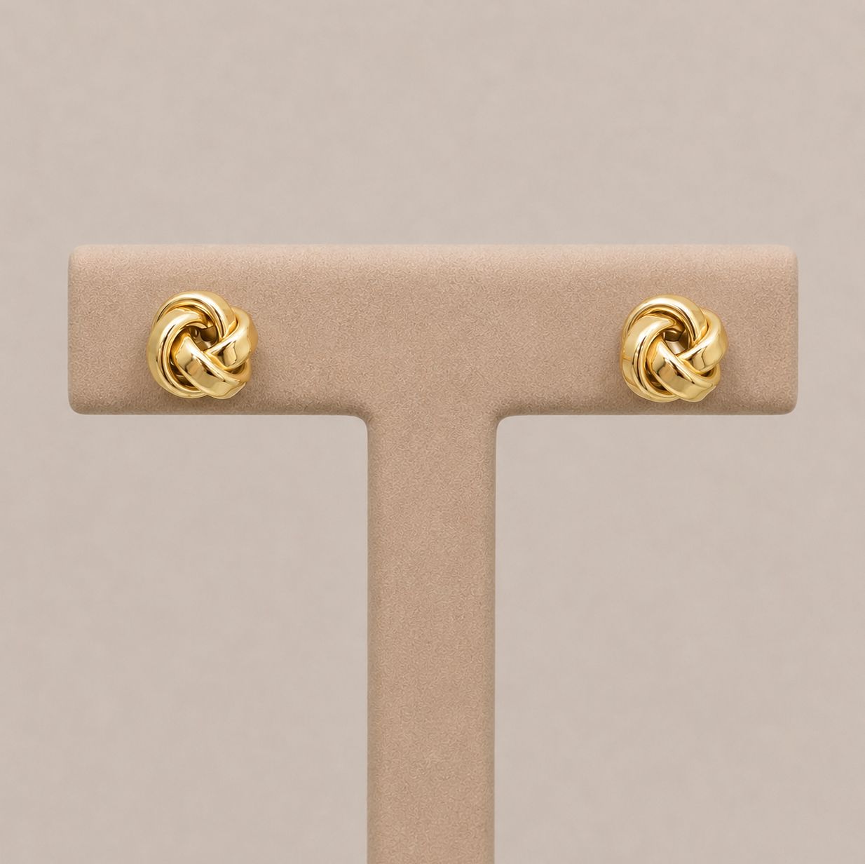 Yellow Gold Knot Studs (2.5g)