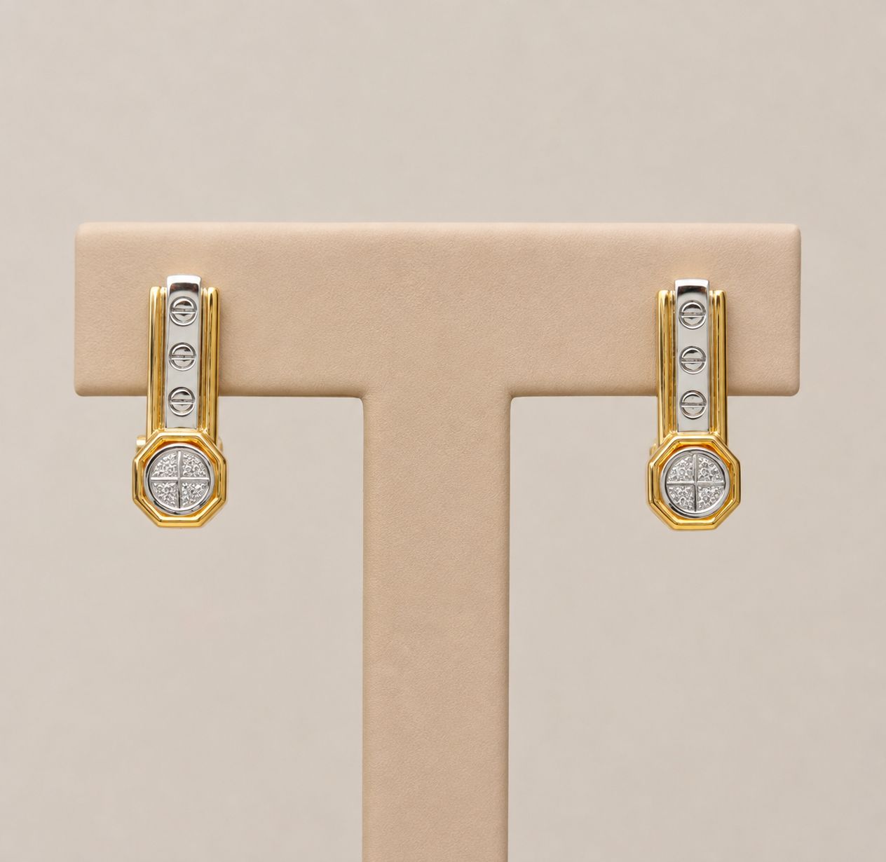 Two-Tone Geometric Column Diamond Earrings