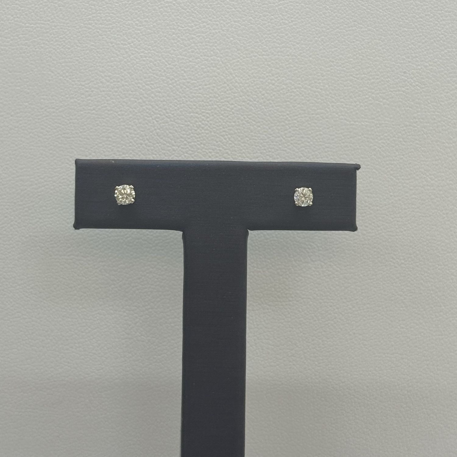 Diamond Stud Earrings 0.30 TDW