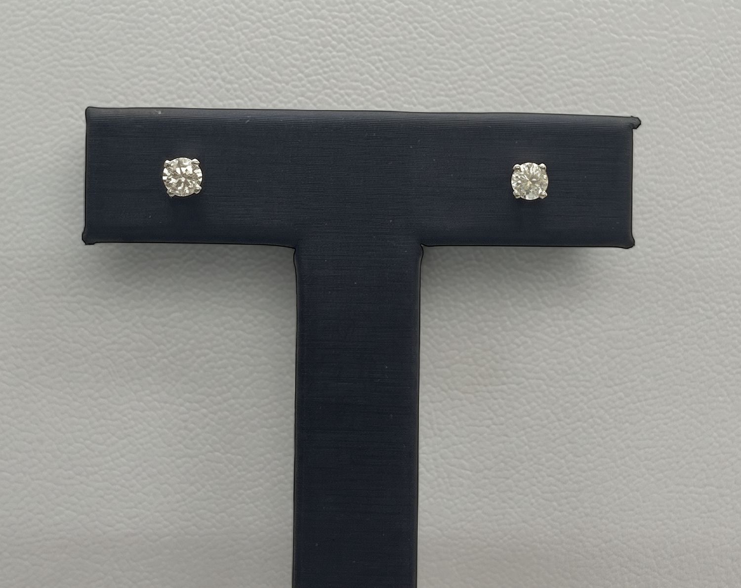 Diamond Stud Earrings 0.30 TDW
